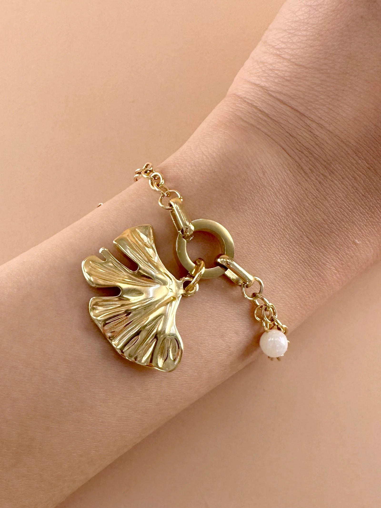 Bracelet charms ginkgo et perle: Lily