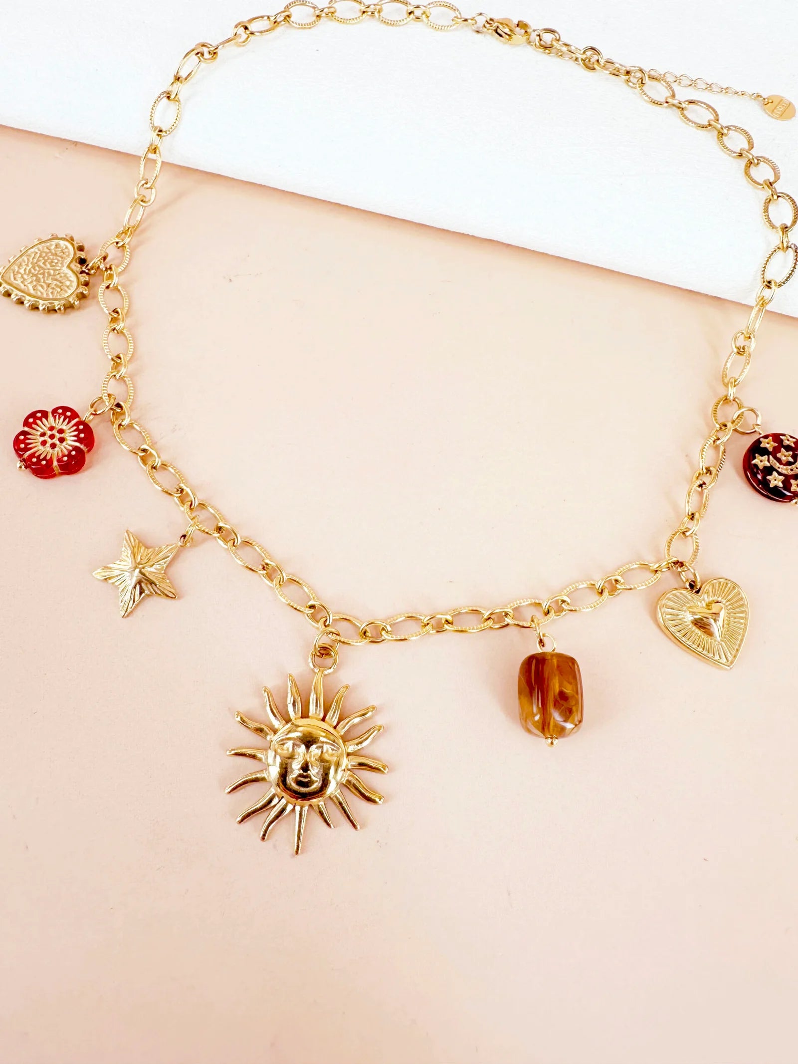 Collier breloques charms résine soleil: Luna