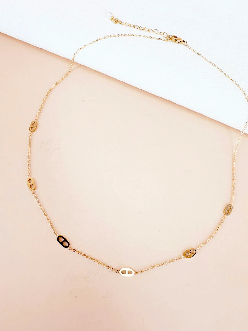 Collier fin maille marine: Jannah