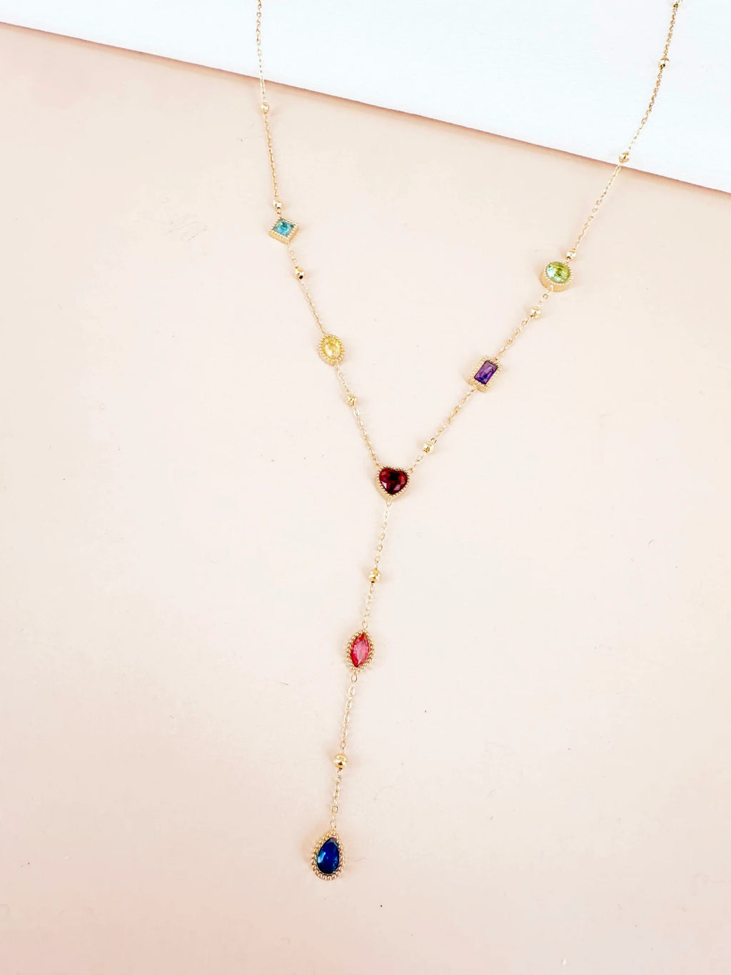 Collier Y cravate avec strass colorés: Paulina