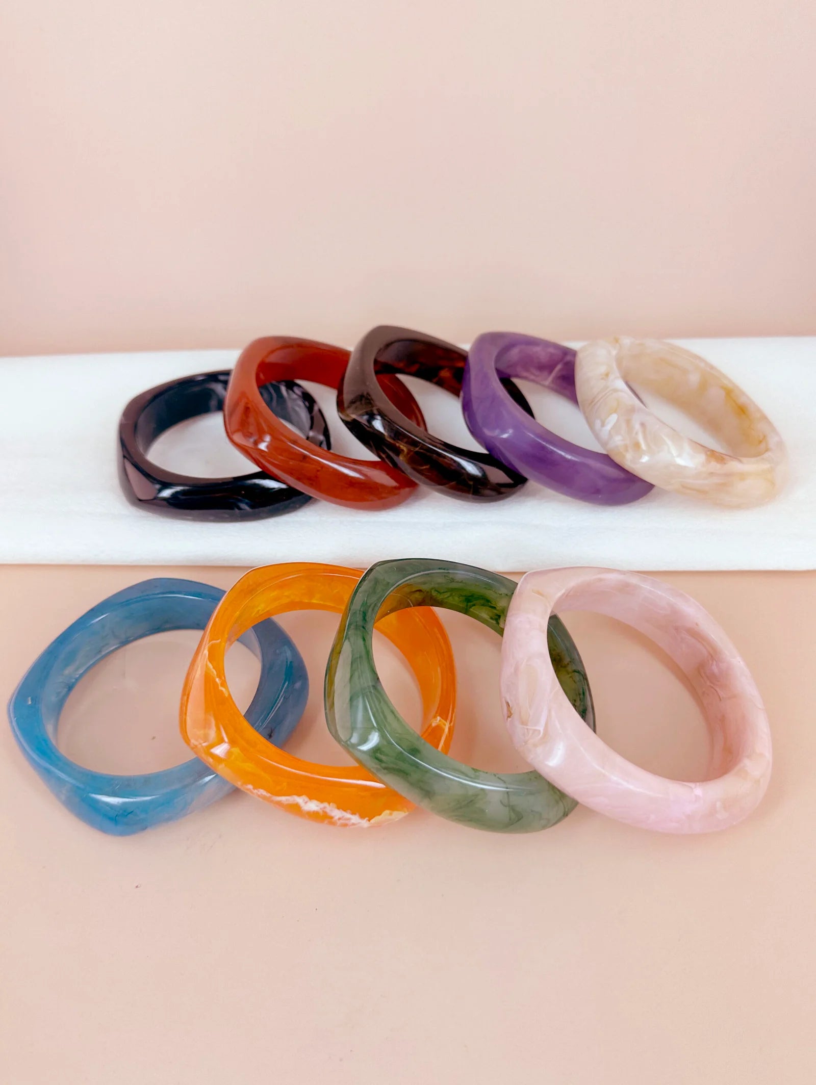 Bracelet jonc résine: Charlotte