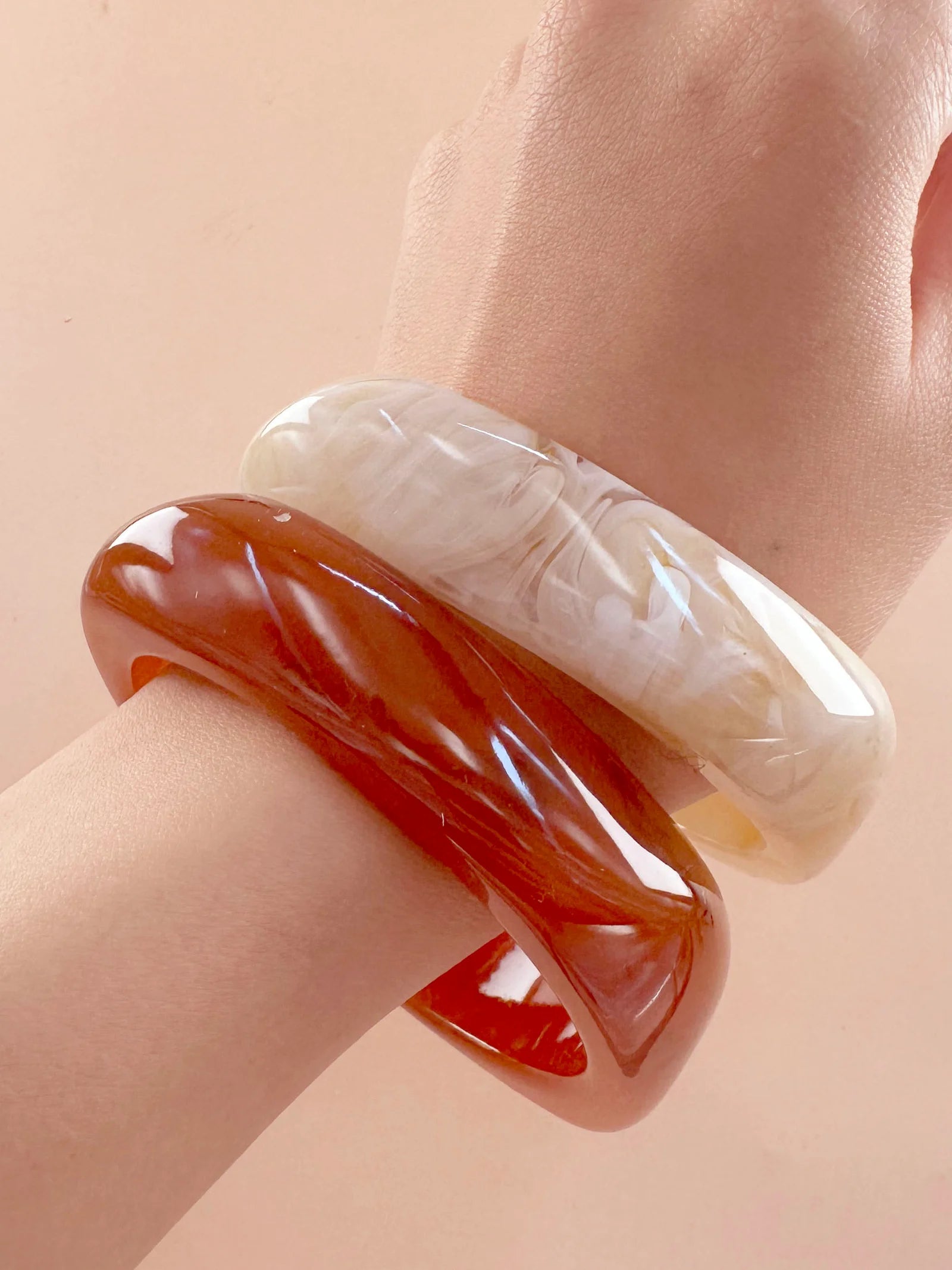 Bracelet jonc résine: Charlotte