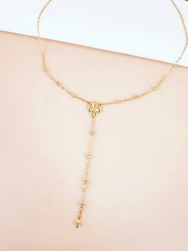 Collier cravate Y avec trèfle et strass: Deborah