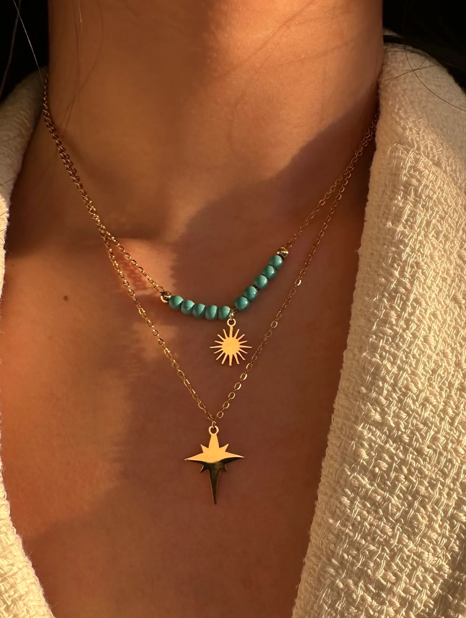 Collier cravate Y avec strass: Mia